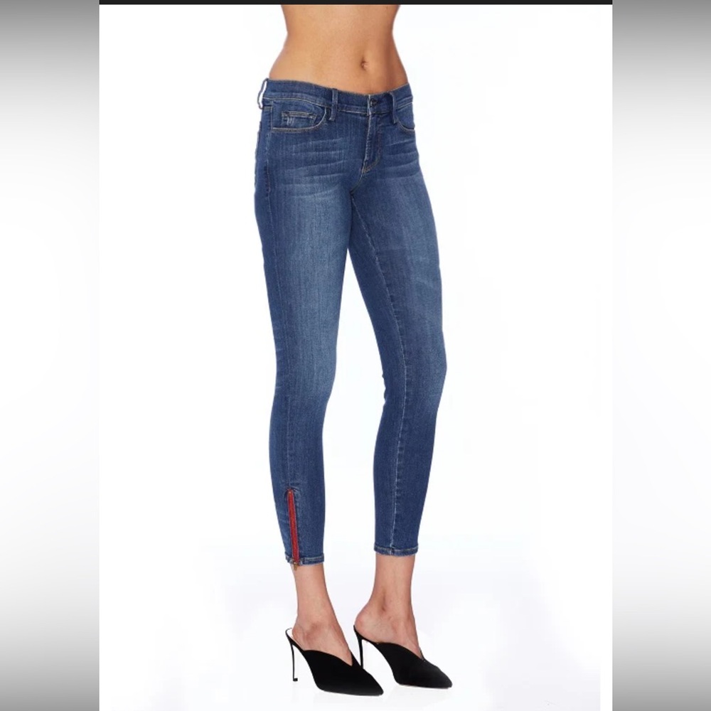 Classic Blue Ankle Jeans with Red Accent